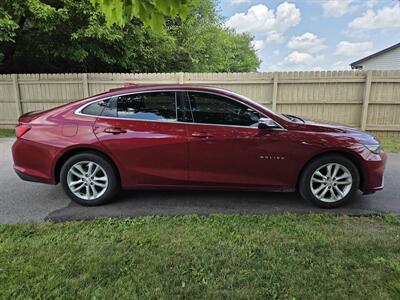 2017 Chevrolet Malibu LT - Photo 2 - Lafayette, IN 47905