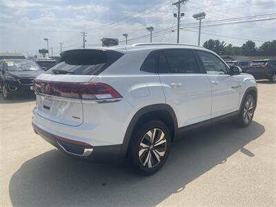 2024 Volkswagen Atlas Cross Sport SE 4Motion - Photo 3 - Lafayette, IN 47905