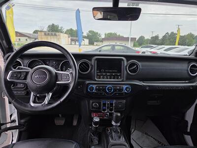 2023 Jeep Wrangler Rubicon 4xe   - Photo 12 - Lafayette, IN 47905
