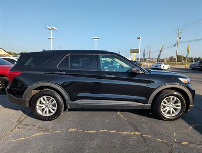 2021 Ford Explorer   - Photo 2 - Lafayette, IN 47905