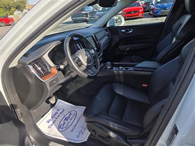 2023 Volvo XC60 B5 Plus Bright Theme   - Photo 9 - Lafayette, IN 47905