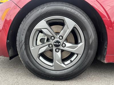 2023 Kia K5 LXS - Photo 13 - Lafayette, IN 47905