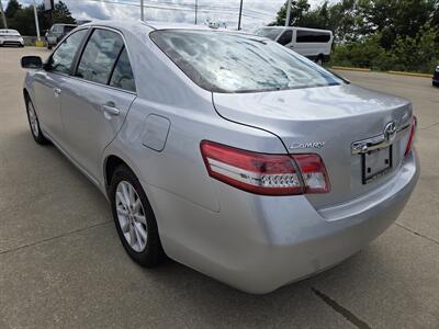 2011 Toyota Camry XLE - Photo 5 - Lafayette, IN 47905