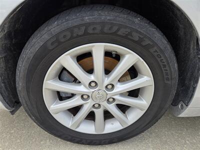 2011 Toyota Camry XLE - Photo 9 - Lafayette, IN 47905