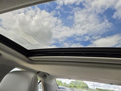 2011 Toyota Camry XLE - Photo 20 - Lafayette, IN 47905