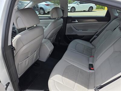 2015 Hyundai SONATA Sport Tech - Photo 12 - Lafayette, IN 47905