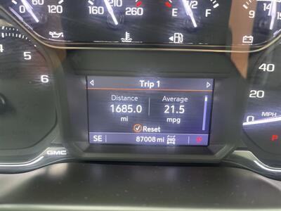 2021 GMC Sierra 1500 AT4   - Photo 13 - Lafayette, IN 47905
