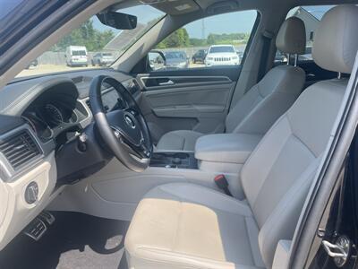 2019 Volkswagen Atlas V6 SE R-Line 4Motion - Photo 13 - Lafayette, IN 47905