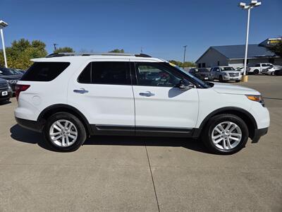 2015 Ford Explorer XLT   - Photo 2 - Lafayette, IN 47905