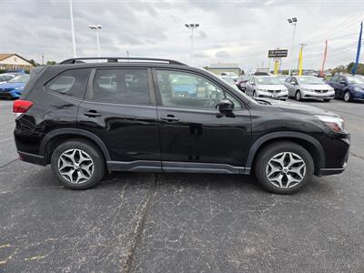 2020 Subaru Forester Premium   - Photo 2 - Lafayette, IN 47905