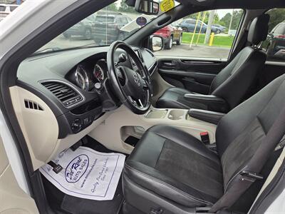 2019 Dodge Grand Caravan SXT - Photo 10 - Lafayette, IN 47905