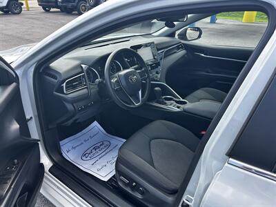 2022 Toyota Camry LE - Photo 10 - Lafayette, IN 47905