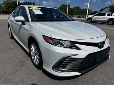 2022 Toyota Camry LE - Photo 1 - Lafayette, IN 47905