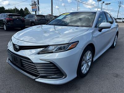 2022 Toyota Camry LE - Photo 7 - Lafayette, IN 47905