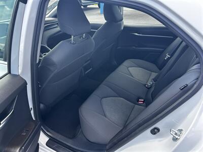 2022 Toyota Camry LE - Photo 11 - Lafayette, IN 47905