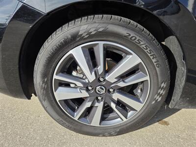 2021 Nissan Versa SV   - Photo 9 - Lafayette, IN 47905