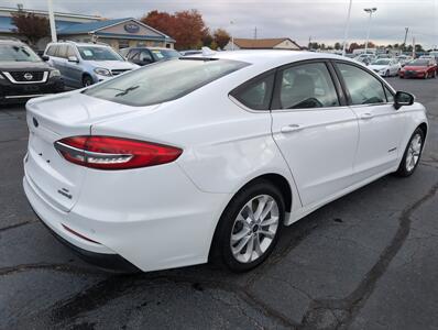 2019 Ford Fusion Hybrid SE   - Photo 3 - Lafayette, IN 47905