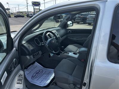 2007 Toyota Tacoma PreRunner V6   - Photo 9 - Lafayette, IN 47905