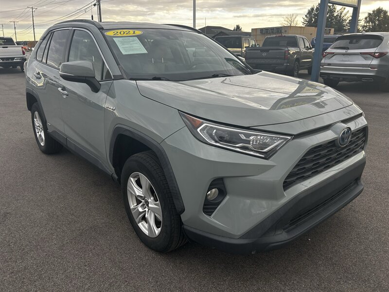 2021 Toyota RAV4 Hybrid XLE   - Photo 1 - Lafayette, IN 47905