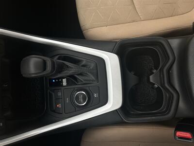 2021 Toyota RAV4 Hybrid XLE   - Photo 19 - Lafayette, IN 47905