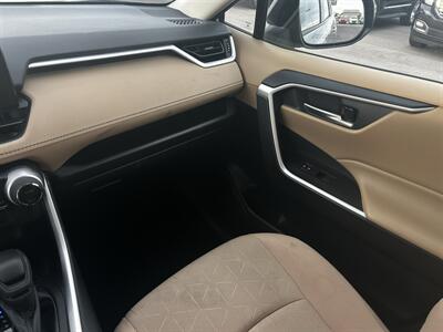 2021 Toyota RAV4 Hybrid XLE   - Photo 20 - Lafayette, IN 47905