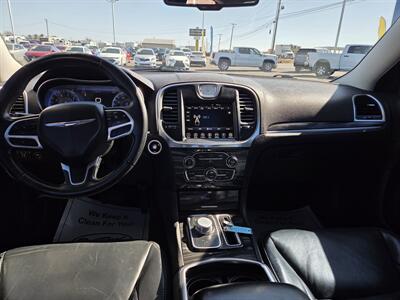 2017 Chrysler 300 Series Limited   - Photo 12 - Lafayette, IN 47905