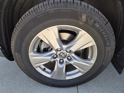 2023 Toyota RAV4 XLE   - Photo 9 - Lafayette, IN 47905