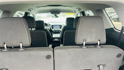 2023 GMC Acadia SLE   - Photo 10 - Lafayette, IN 47905
