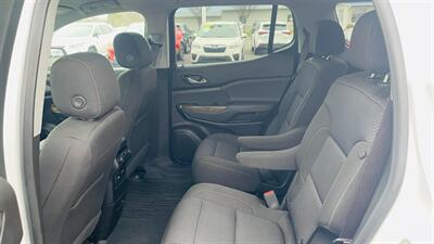 2023 GMC Acadia SLE   - Photo 12 - Lafayette, IN 47905