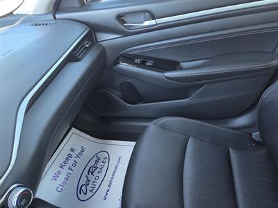 2021 Nissan Altima 2.5 SV   - Photo 20 - Lafayette, IN 47905