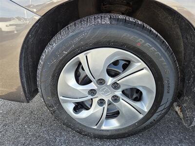 2014 Honda Civic LX - Photo 9 - Lafayette, IN 47905