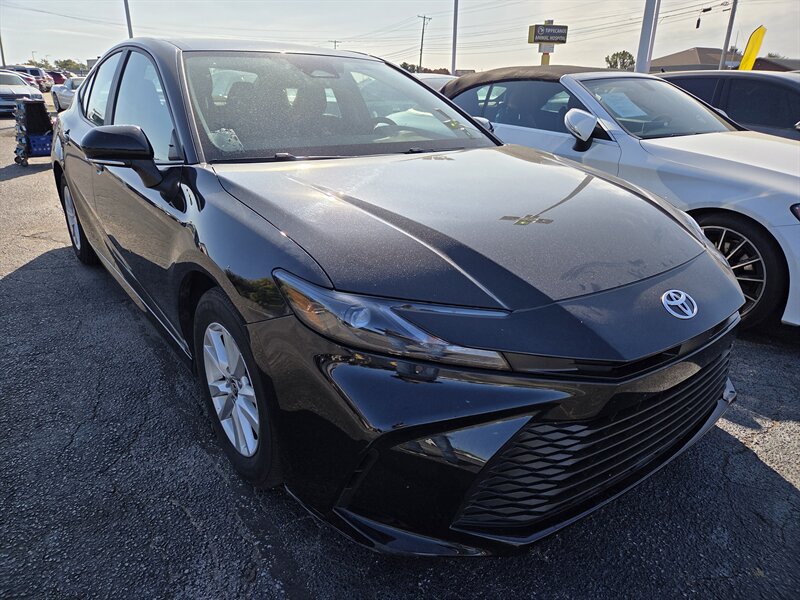 2025 Toyota Camry LE   - Photo 1 - Lafayette, IN 47905