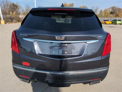 2017 Cadillac XT5 Luxury   - Photo 4 - Lafayette, IN 47905