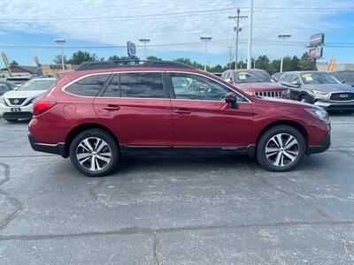 2018 Subaru Outback 2.5i Limited   - Photo 2 - Lafayette, IN 47905