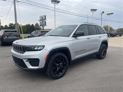 2024 Jeep Grand Cherokee Altitude - Photo 7 - Lafayette, IN 47905