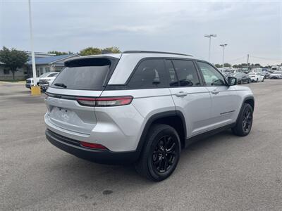 2024 Jeep Grand Cherokee Altitude - Photo 3 - Lafayette, IN 47905