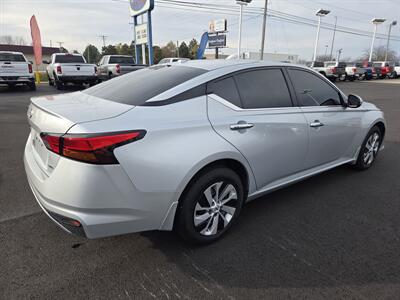 2019 Nissan Altima 2.5 S - Photo 3 - Lafayette, IN 47905