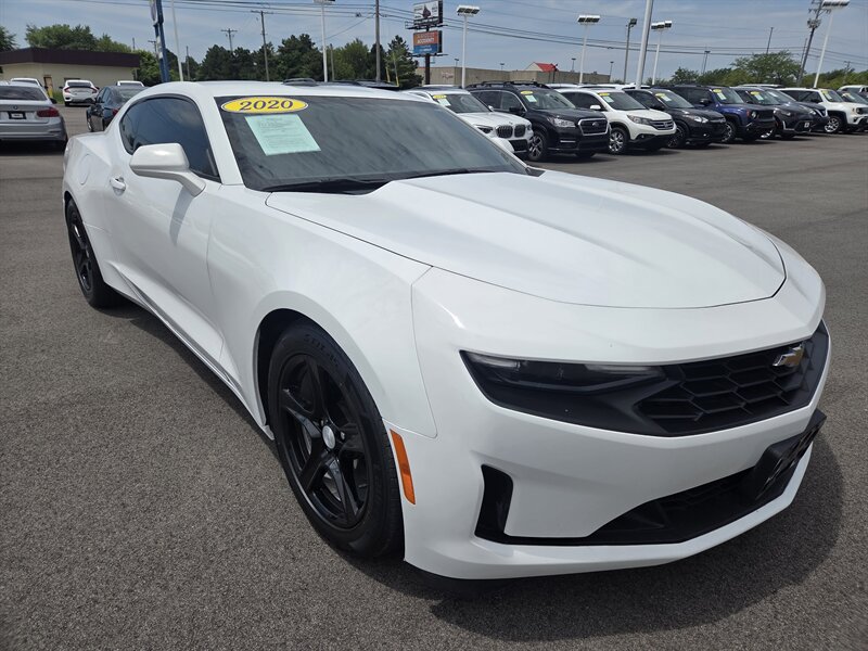 2020 Chevrolet Camaro LT   - Photo 1 - Lafayette, IN 47905