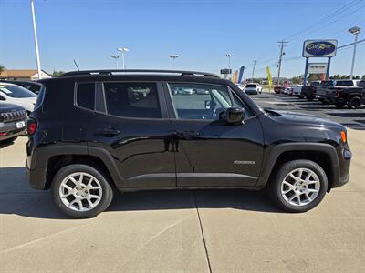 2019 Jeep Renegade Latitude   - Photo 2 - Lafayette, IN 47905