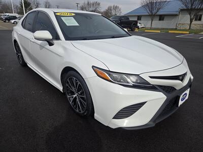 2018 Toyota Camry SE   - Photo 1 - Lafayette, IN 47905
