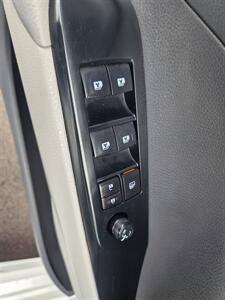 2018 Toyota Camry SE   - Photo 13 - Lafayette, IN 47905