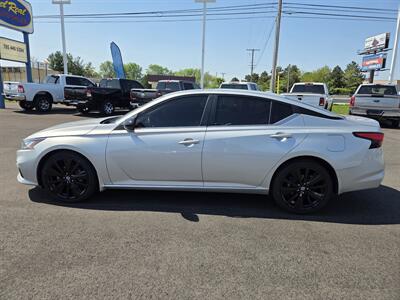 2019 Nissan Altima 2.5 SR   - Photo 6 - Lafayette, IN 47905