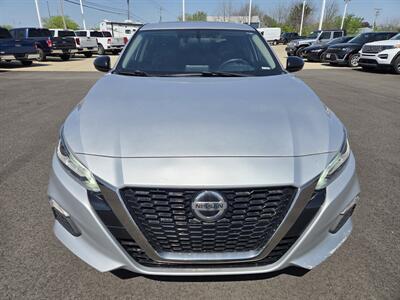 2019 Nissan Altima 2.5 SR   - Photo 8 - Lafayette, IN 47905