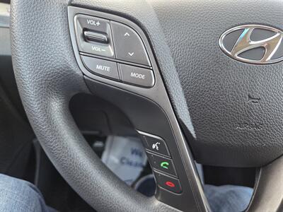 2017 Hyundai SANTA FE Sport 2.4L - Photo 15 - Lafayette, IN 47905