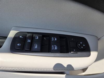 2016 Chrysler 200 Limited   - Photo 14 - Lafayette, IN 47905