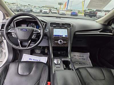 2019 Ford Fusion Hybrid Titanium   - Photo 12 - Lafayette, IN 47905
