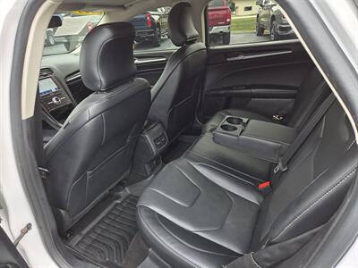 2019 Ford Fusion Hybrid Titanium   - Photo 11 - Lafayette, IN 47905