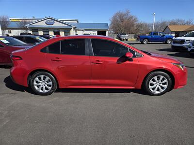 2021 Toyota Corolla LE   - Photo 2 - Lafayette, IN 47905