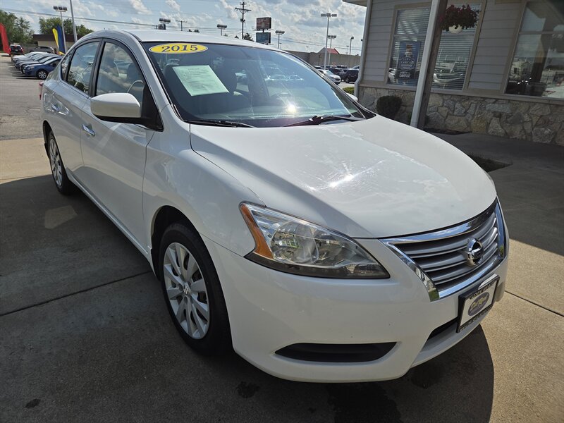 2015 Nissan Sentra S - Photo 1 - Lafayette, IN 47905