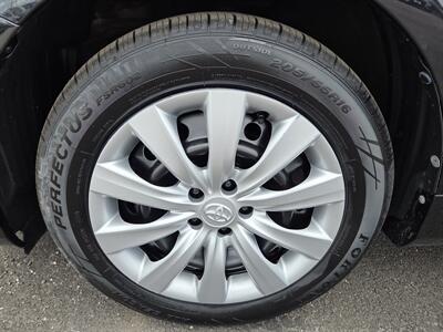 2012 Toyota Corolla LE   - Photo 9 - Lafayette, IN 47905